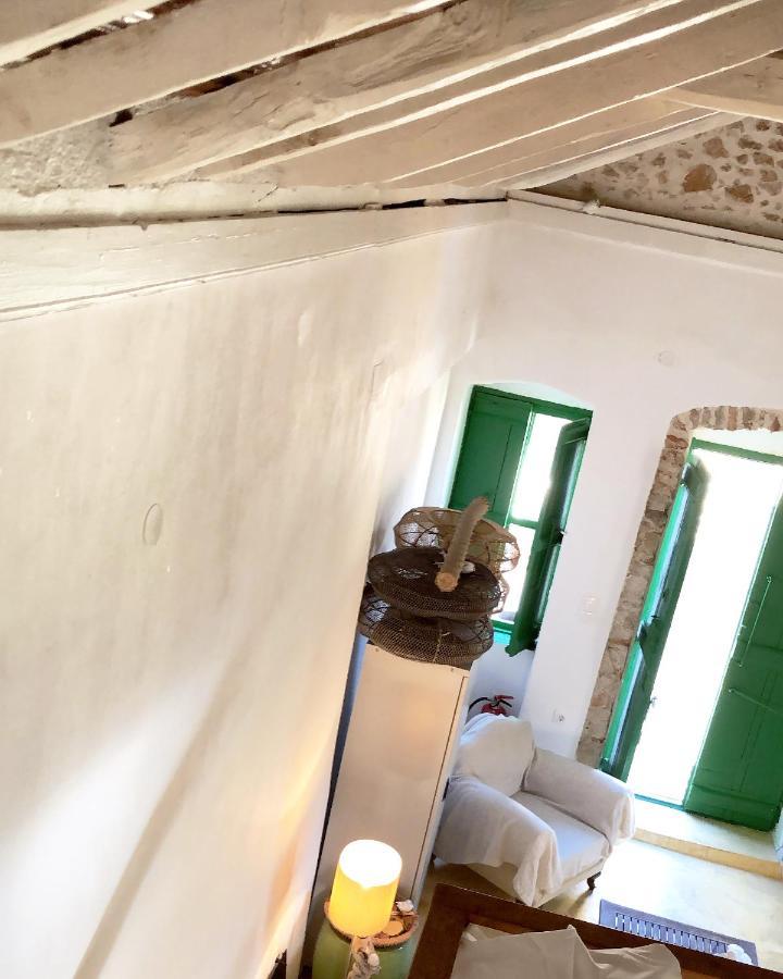 Hypate Villa Chalki Town Bagian luar foto