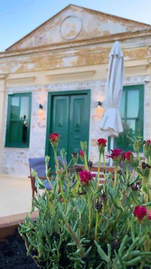 Hypate Villa Chalki Town Bagian luar foto