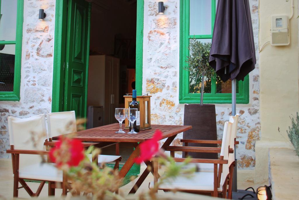 Hypate Villa Chalki Town Bagian luar foto